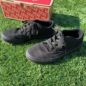 Boys vans size 5